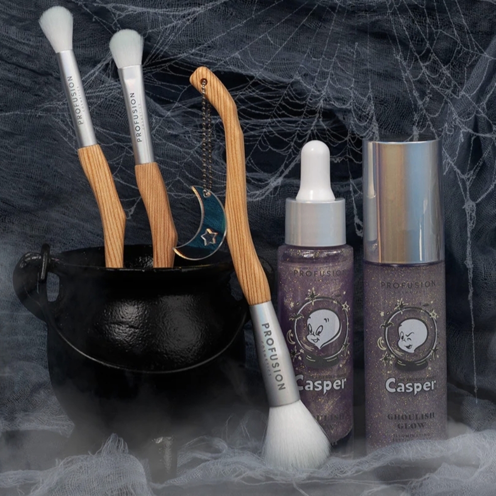 Casper the Friendly Ghost Illuminating Face Primer and Setting Spray Set Purple - Picture 6 of 8